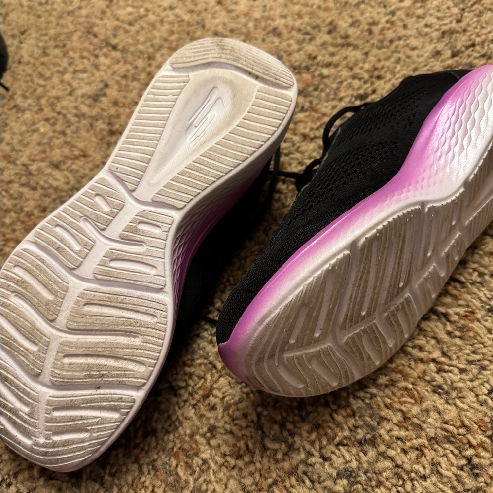 Skechers Women's Black Sneakers with Pink Sole - Picture 3 of 3
